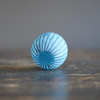Round Ball Bud Vase Frosted Blue Stripes #YY31B