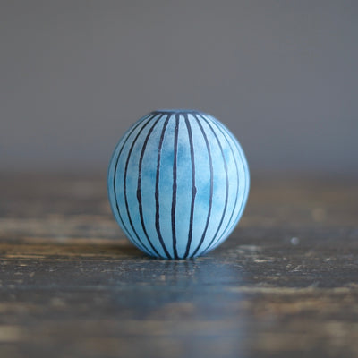 Round Ball Bud Vase Frosted Blue Stripes #YY31C