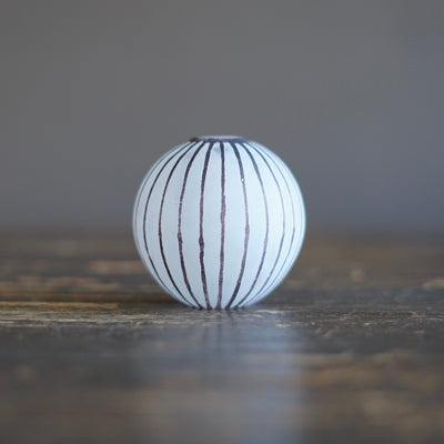 Round Ball Bud Vase Frosted Brown Stripes #YY32A
