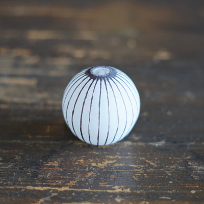 Round Ball Bud Vase Frosted Brown Stripes #YY32C