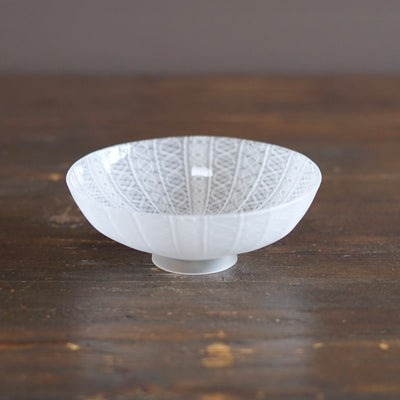 White Lace Glass Shallow Tea Bowl #NS26