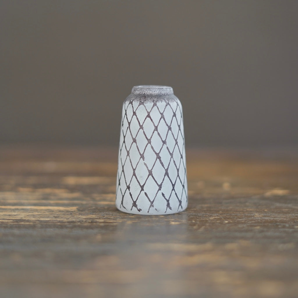 Tall Frosted White Brown Mesh Bud Vase #YY16B
