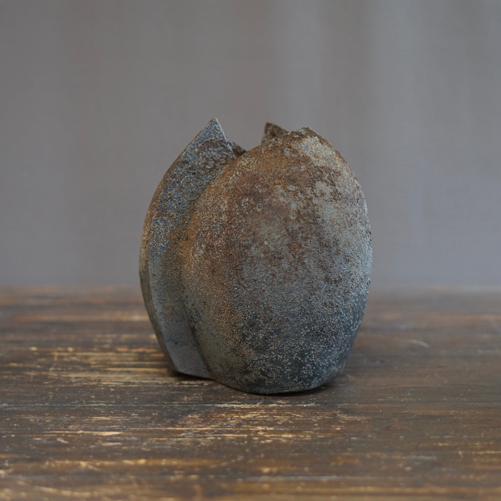 Three Scales Flower Vase / Sculpture #TR235