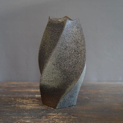 Twisted Flower Vase Extra Large / Sculpture #TR240