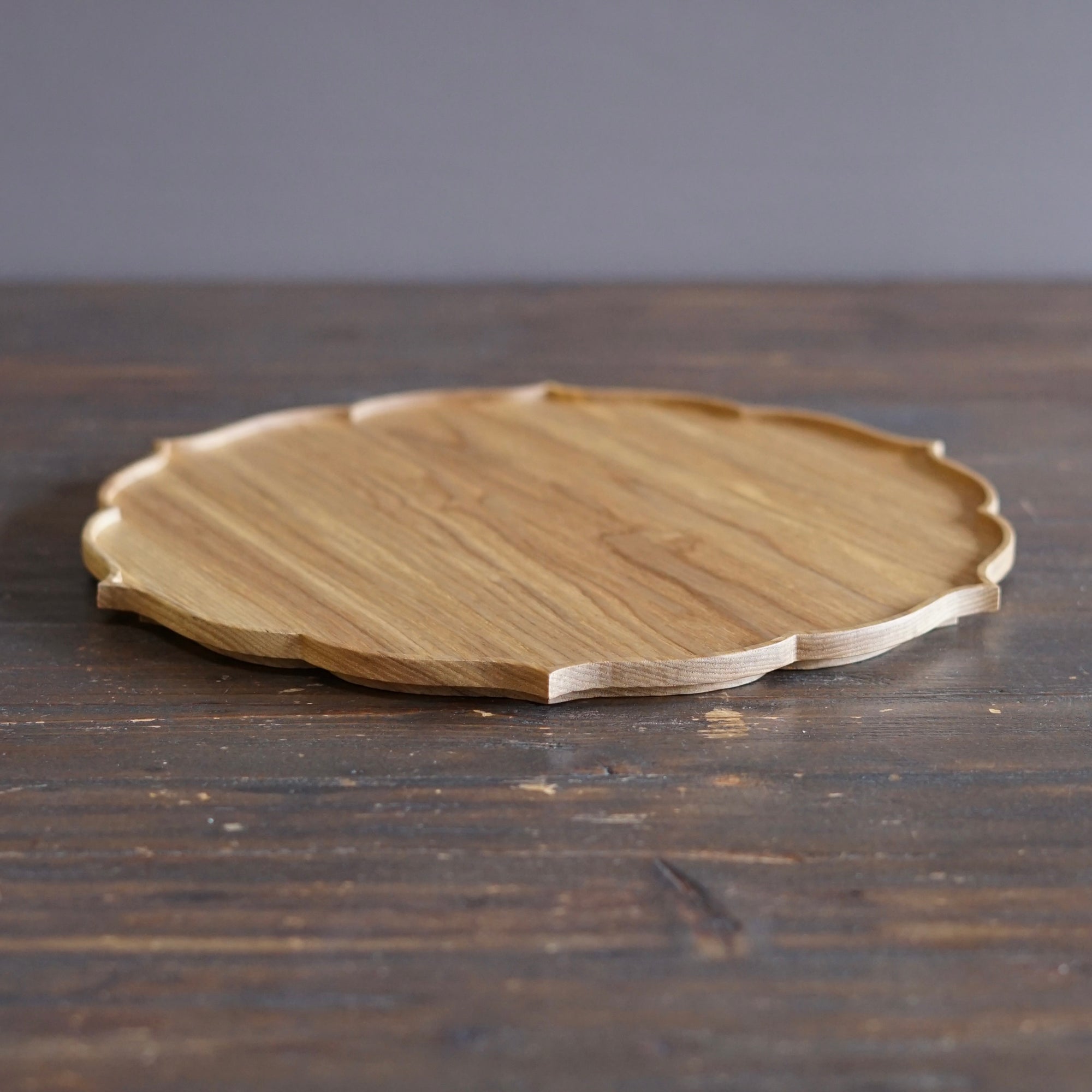 Large Scalloped Tray #F21-119-01C
