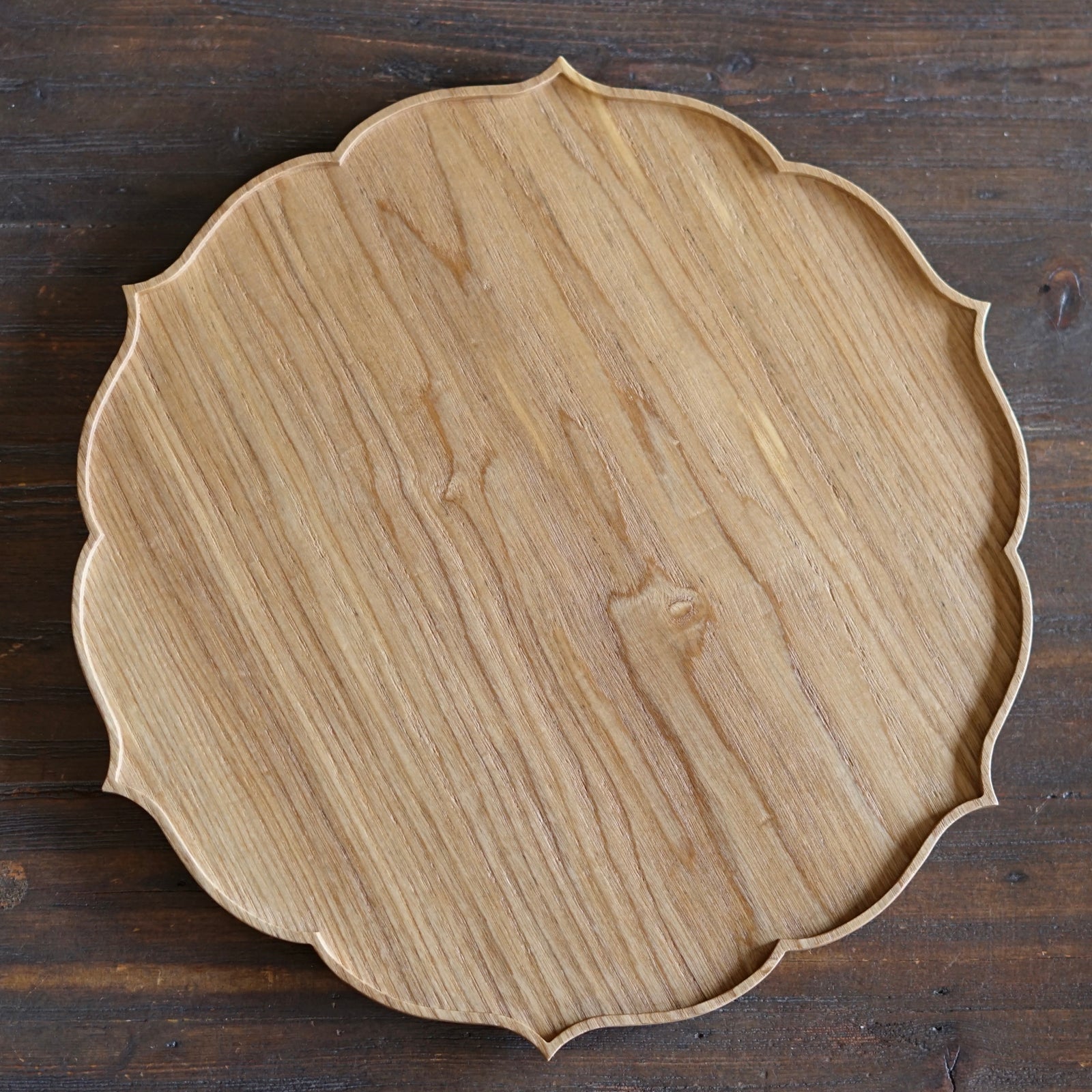 Large Scalloped Tray #F21-119-01C