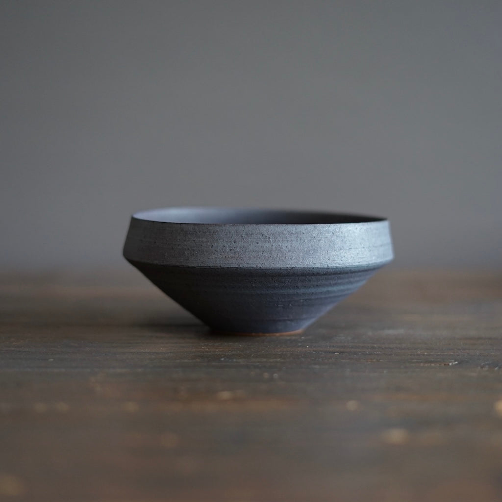 SABIKI Rimmed Bowl  #AK28C