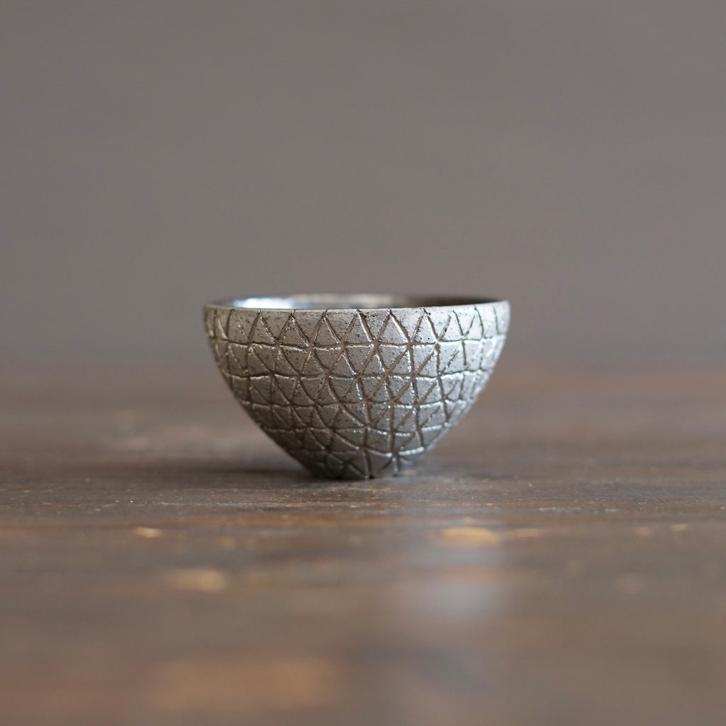 'Geometric' GUINOMI Sake Cup  #OMT140