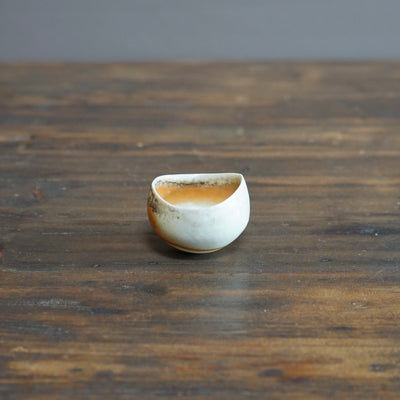 Small GUINOMI Sake Cup #ZP1541