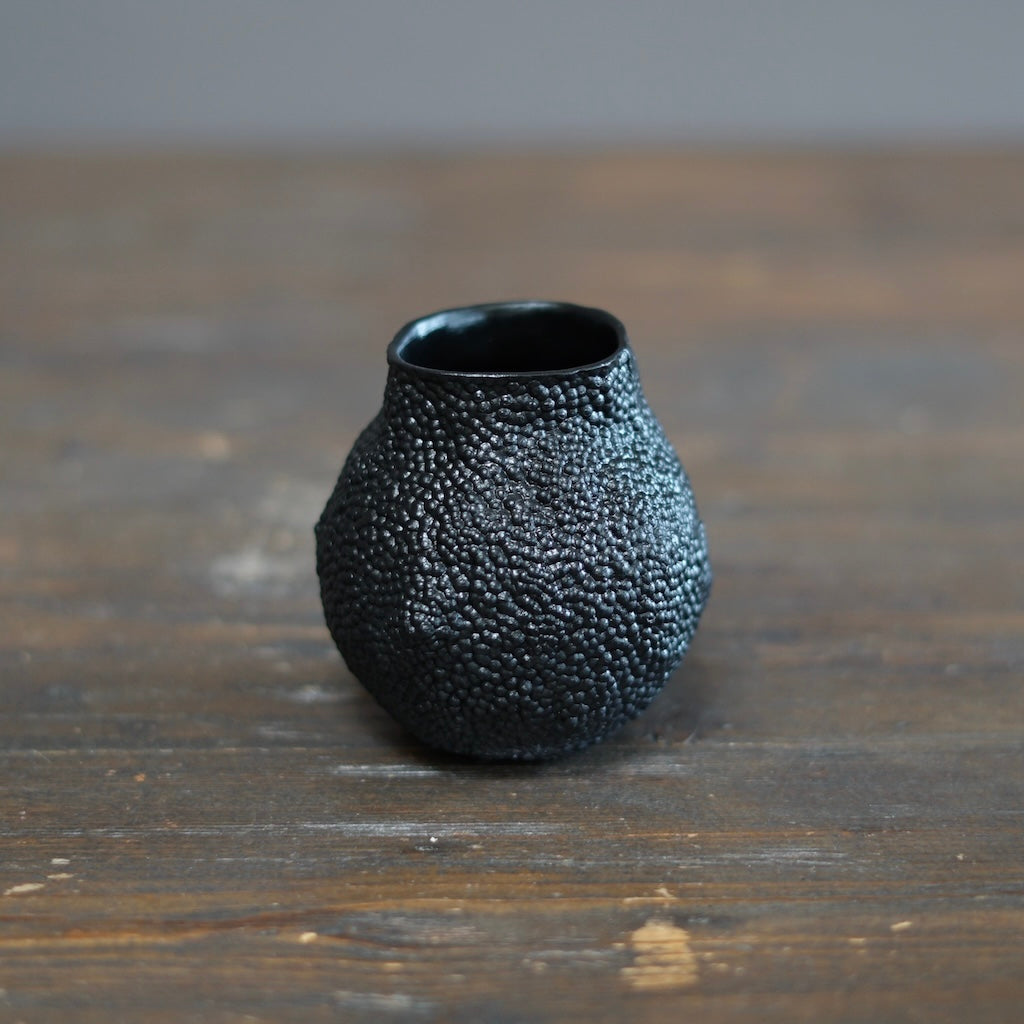 Black Caviar Small Flower Vase #LK873C