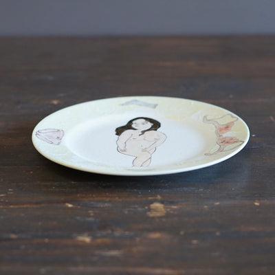 Feminine Figure Plate #MA139E