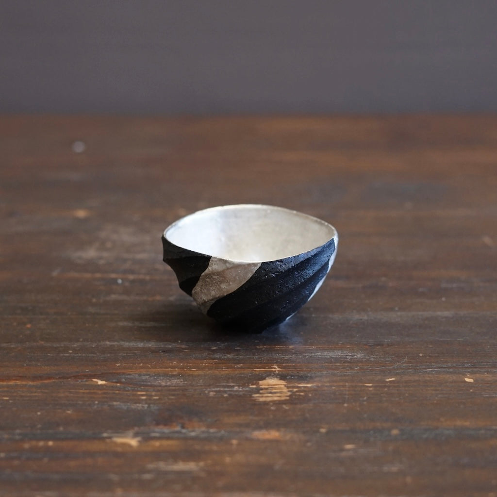 Twisted GUINOMI Sake Cup #OMT131C