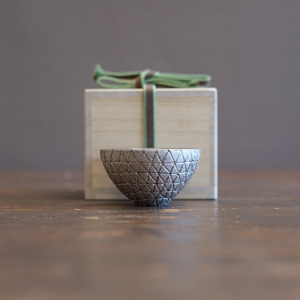 Geometric GUINOMI Sake Cup #OMT140B