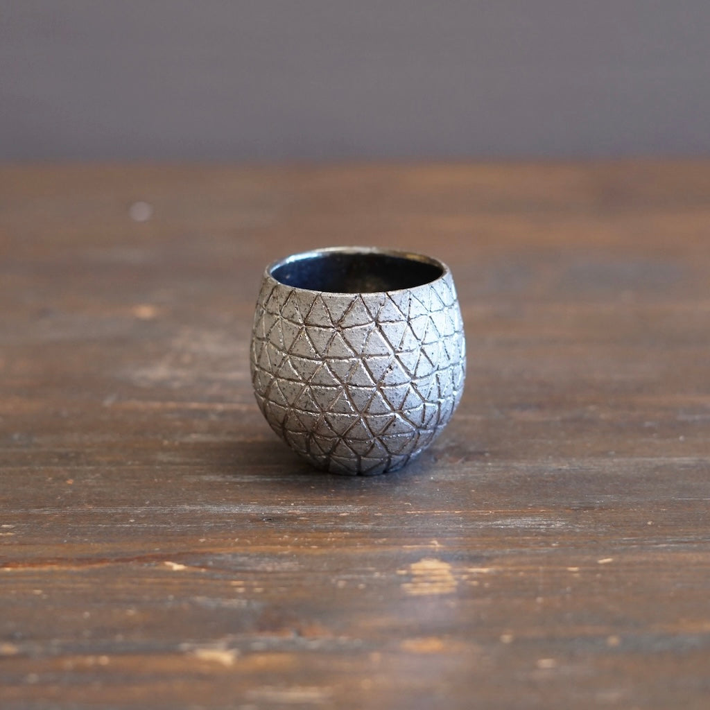 Geometric GUINOMI Sake Cup #OMT141C