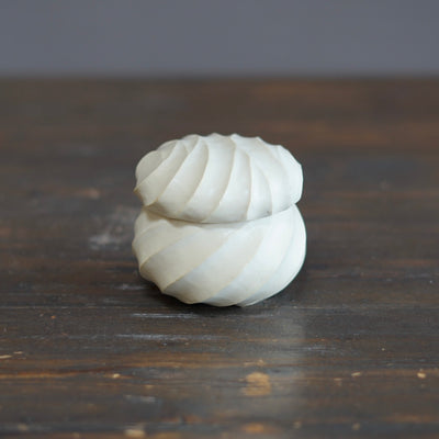 Twisted White Container #OMT123E