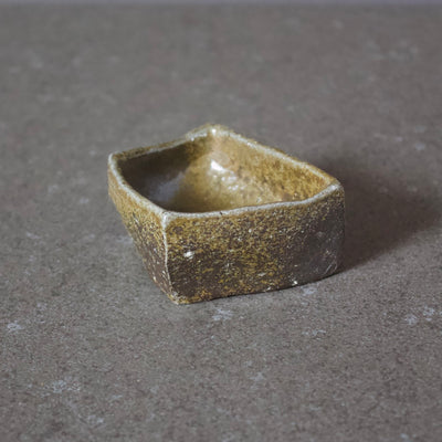 Sculpture Sake / Whiskey Cup #TR118