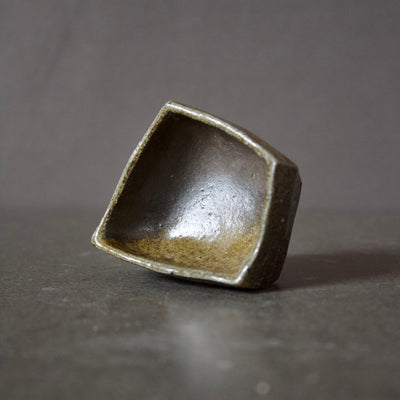 Sculpture Sake / Whiskey Cup #TR118